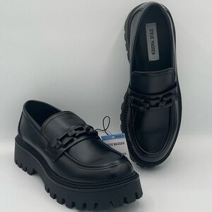 Steve Madden ladies loafer black size 9